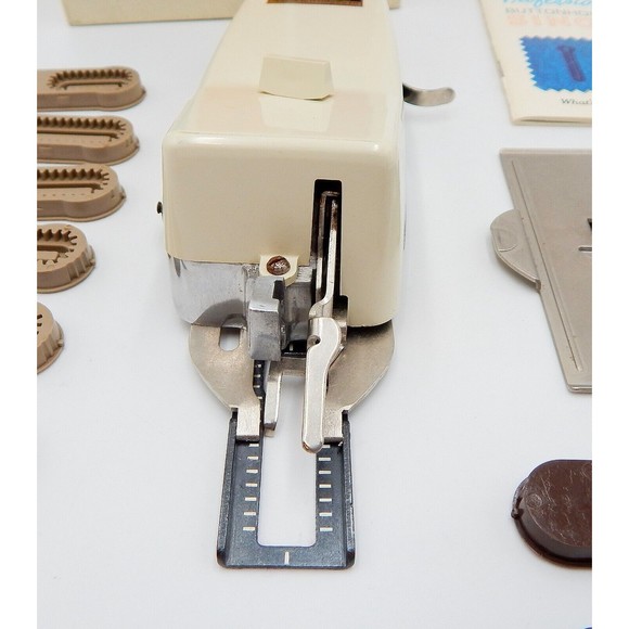 Singer Professional Buttonholer 102991 Original Box Slant Needle Zig Zag - Picture 6 of 12